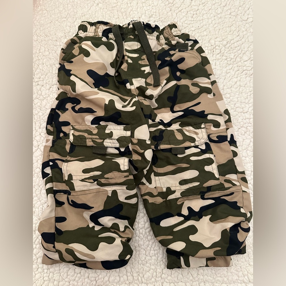 Size 3T Camo Shorts